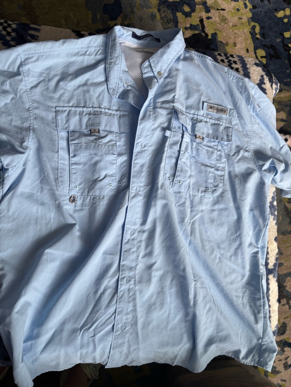 Columbia Men’s Light Blue Short-Sleeve Casual Button-Down Shirt